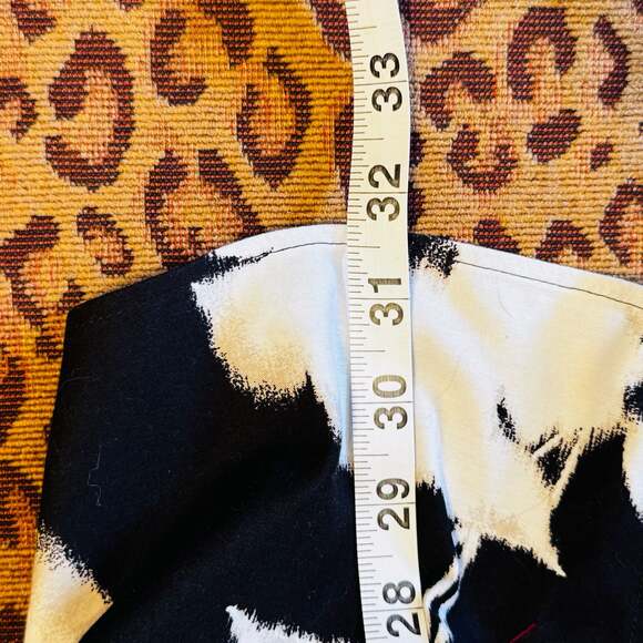 Chico's - Picture 7 of 9